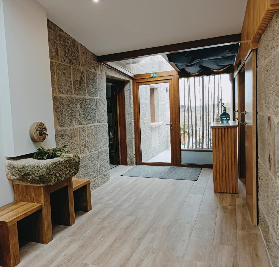 Albergue Hostel Nuestra Senora Del Camino كومبارو المظهر الخارجي الصورة